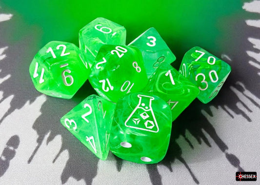 CHESSEX 7 DIE POLYHEDRAL DICE SET: NEBULA GELATINOUS/WHITE
