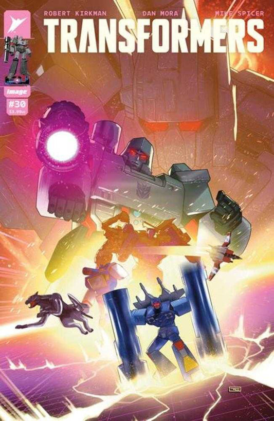 Transformers #30 Cover D Taurin Clarke Variant