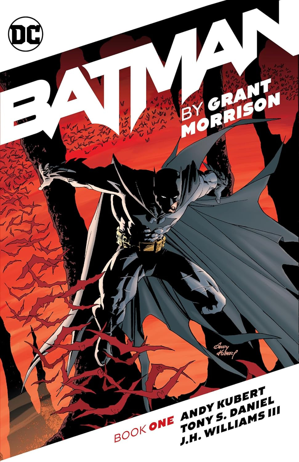 BATMAN BY GRANT MORRISON BOOK 01